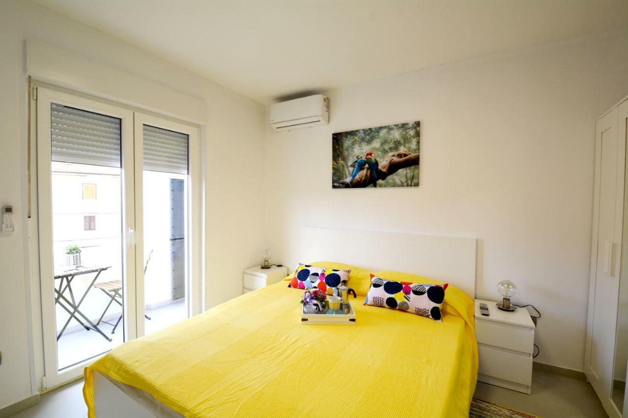 La Piazza Apartment Umag Bagian luar foto